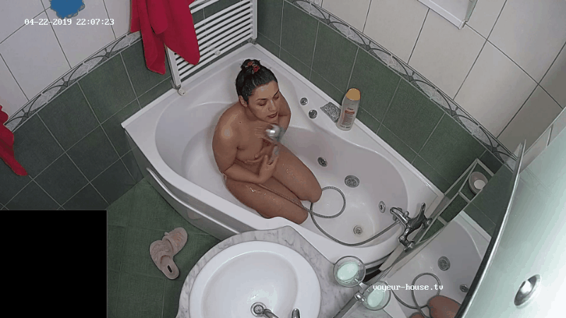 Bathroom Porno Webcam Gif - Live Voyeur Previews and Hot Amateur Porn - Voyeur House TV: Blog